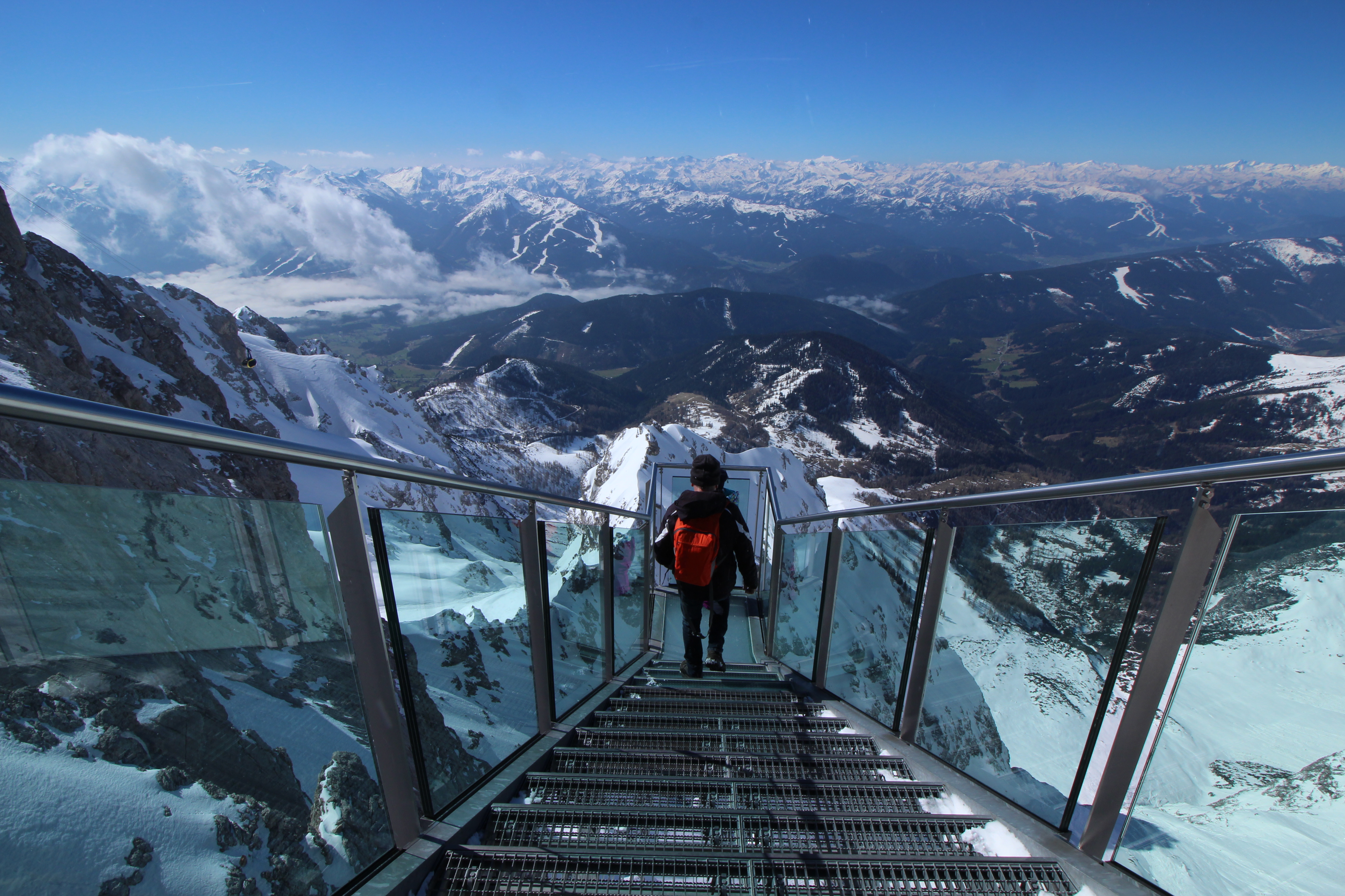 Dachstein_Treppe_ins_Nichst